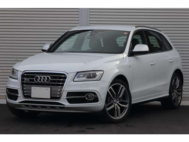 アウディ SQ5