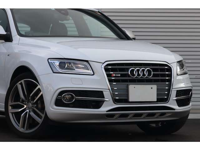 アウディ SQ5