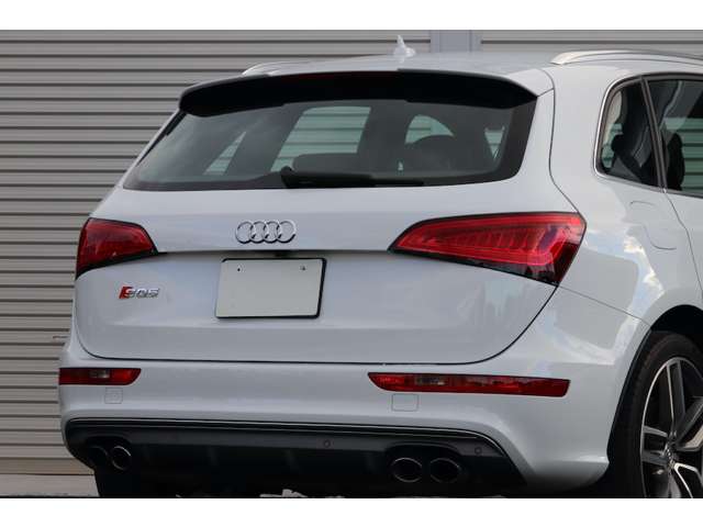 アウディ SQ5