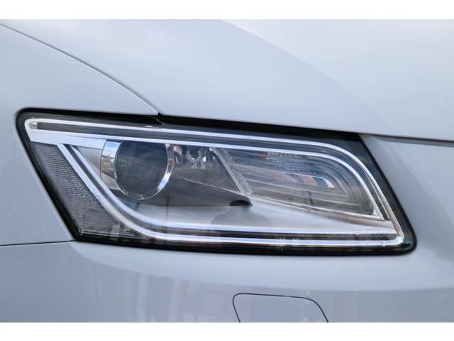 アウディ SQ5
