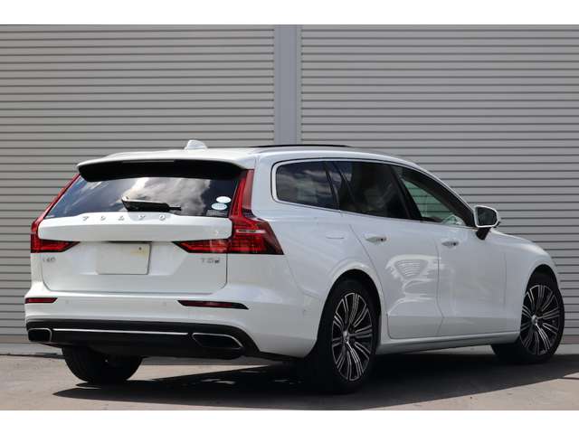 ボルボ V60