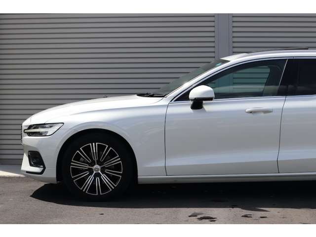 ボルボ V60