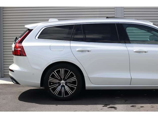 ボルボ V60