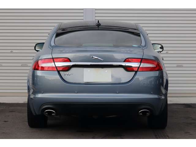 ジャガー XF