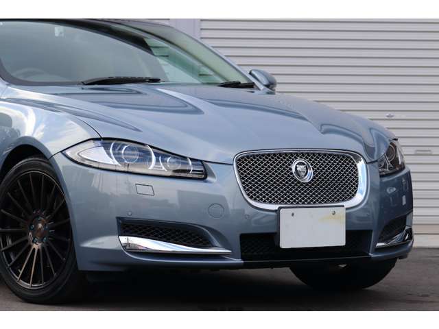 ジャガー XF